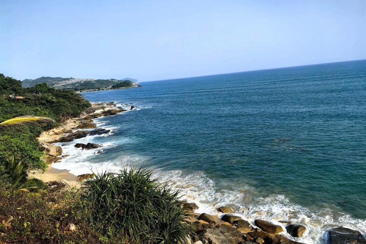 Shimei Bay